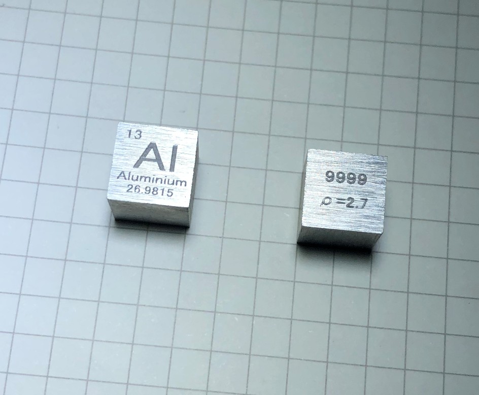 Cube en aluminium pur de 10 mm - Science And Hobby avis et prix